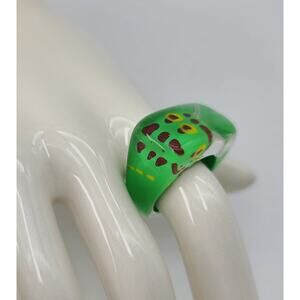 Vintage 60s-70s Retro Mod Style Lucite Ring Green w/Red Yellow Dot Pattern SZ 7